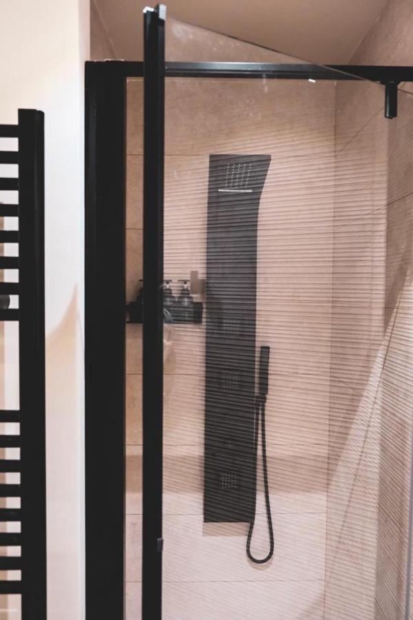 Suite Yenne 2 Cagliari Exterior photo